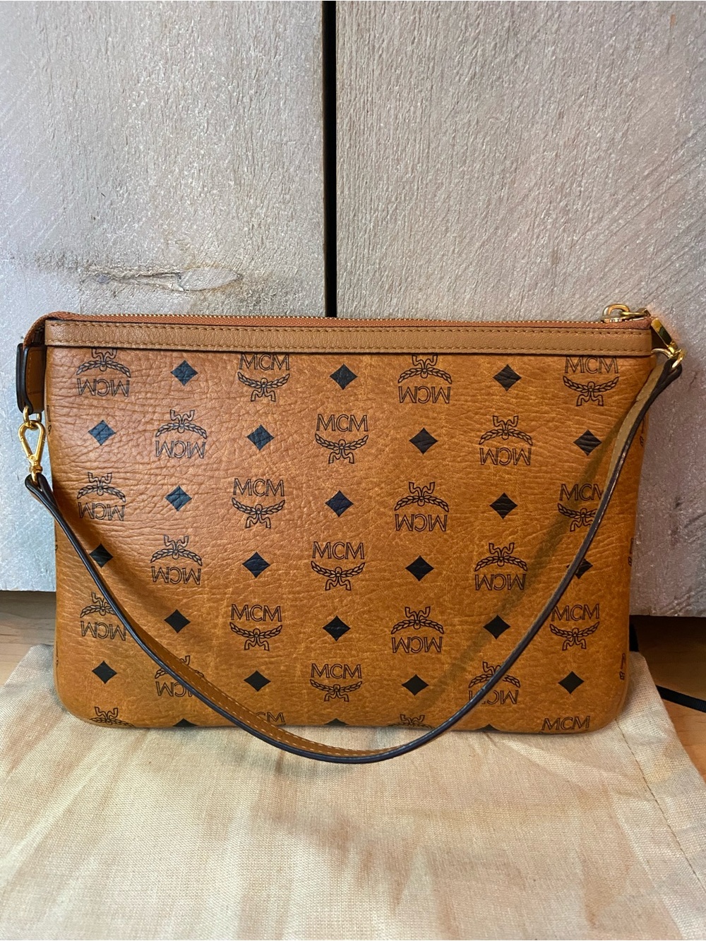 Shoulder Coñac Pouch Bag